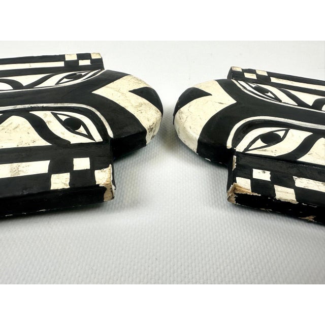 Carved and Painted Wood Masks from Bali, Set of 2, in Very Good conditions. Designed before 1890