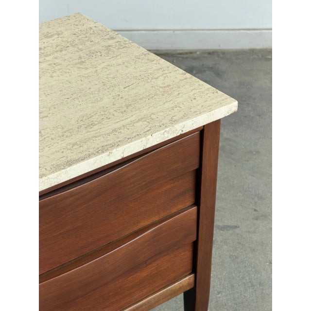 1960s Travertine & Walnut Nightstands by American of Martinsville - Pair For Sale - Image 4 of 17