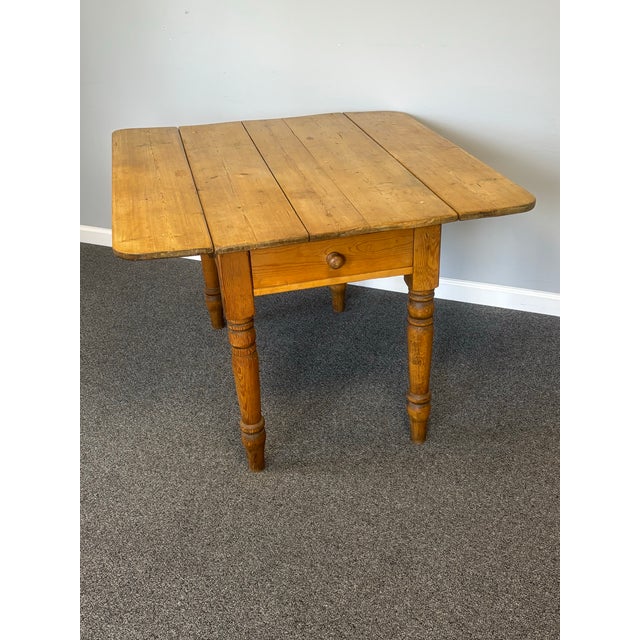 Brown 19th Century English Pine Drop Leaf Table For Sale - Image 8 of 12