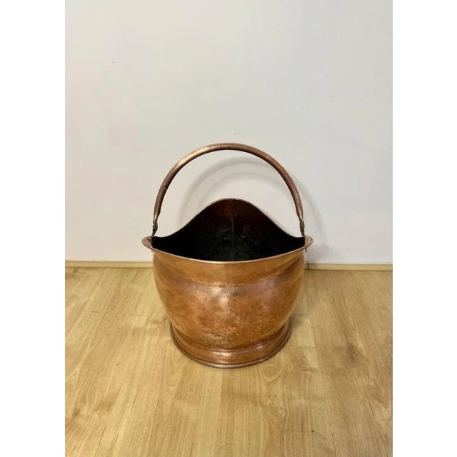 Antique Victorian Copper Helmet Coal Scuttle, 1880 For Sale - Image 4 of 7