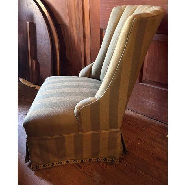 Early 20th Century Slipper Chair in Green Wool Fabric For Sale In Philadelphia - Image 6 of 6