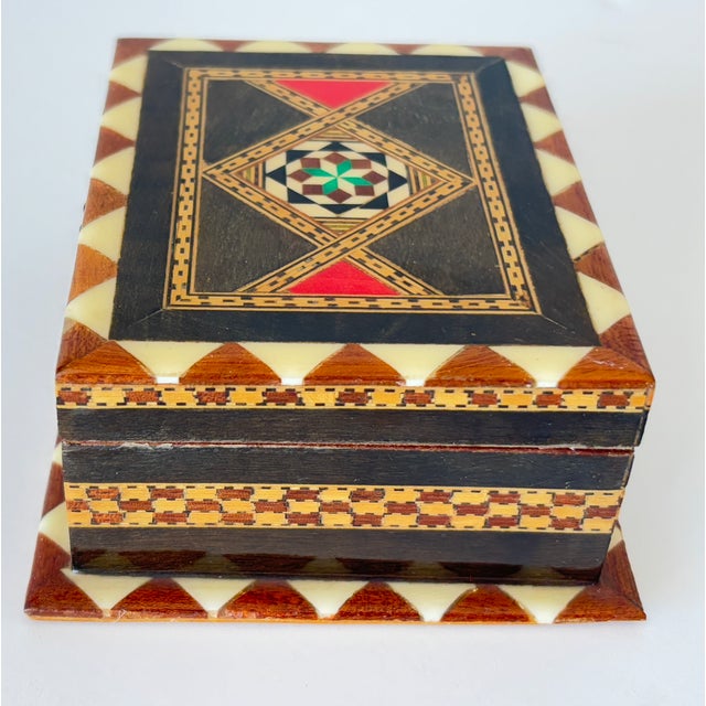 Inlaid Marquetry Jewelry Box, Walnut Wood, Moorish Style, Spain, 1940 For Sale In Palm Springs - Image 6 of 12