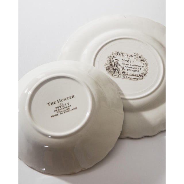 Beige Vintage The Hunter Tableware Set in Porcelain from Myott, England, 1980s, Set of 11 For Sale - Image 8 of 13