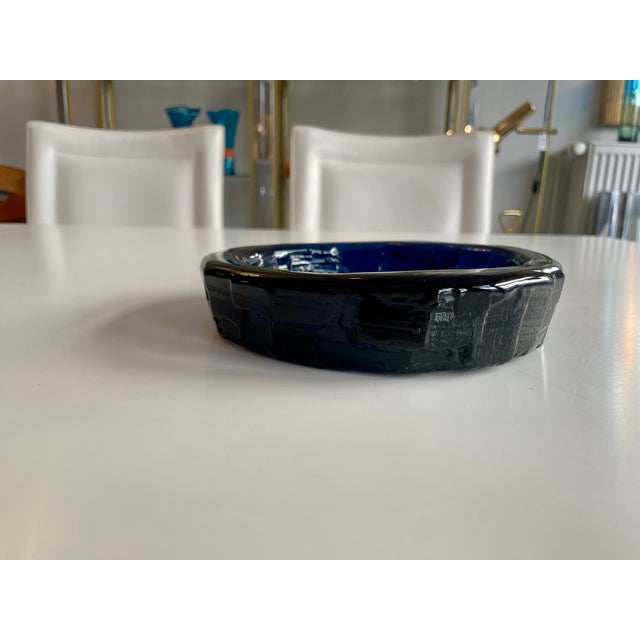 Mid-Century Modern Handmade Cobalt Blue Bowl by Göte Augustsson for Ruda Sweden, 1960s For Sale - Image 3 of 4