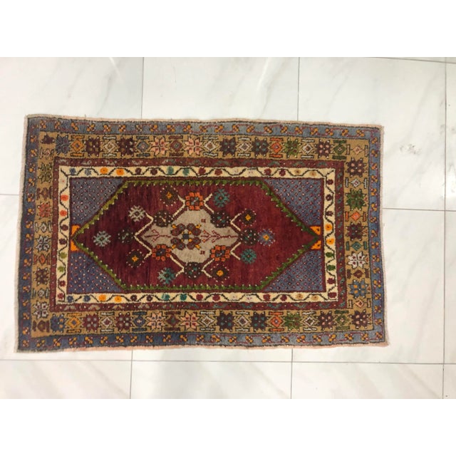 Art Deco 1960s Vintage Turkish Home Living Rug- 2′9″ × 4′5″ For Sale - Image 3 of 11
