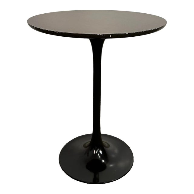 Mid Century Modern Burke Round Tulip Bistro Table For Sale