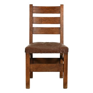 Gustav Stickley Antique Mission Oak Arts & Crafts Ladder Back Side Chair or Dining Chair, Circa 1910 For Sale