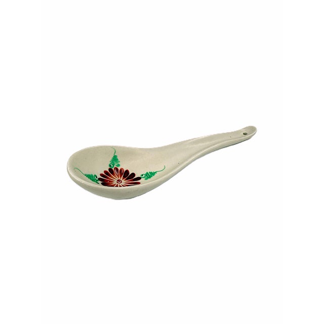 Ivory Set of 3 Asian Ceramic Serving Spoons Hand Painted With Floral & Fish Motifs For Sale - Image 8 of 17