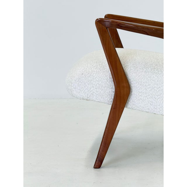 Mid-Century Italian Lounge Armchair in Cherrywood and White Bouclé, 1950s For Sale - Image 12 of 14