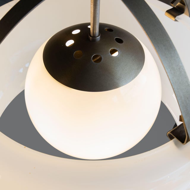 Gray Model Omega Suspension Lamp by Vico Magistretti for Artemide For Sale - Image 8 of 14