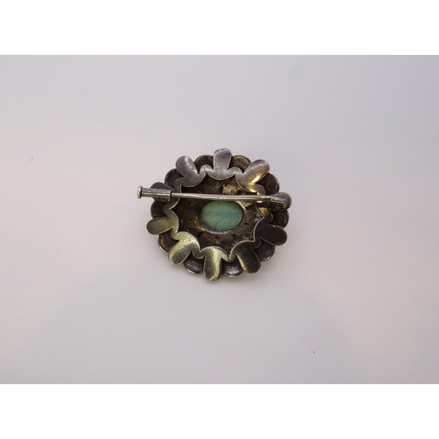 Art Nouveau Cabochon Flower Brooch in Antiqued Metal, Enamel and Turquoise, France, 1920s For Sale - Image 16 of 18