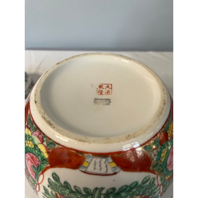 Hand Painted Decorative Chinoiserie Ginger Jar With Floral Motifs For Sale In Greensboro - Image 6 of 8