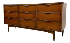Example of Dressers and Chests of Drawers in Seattle