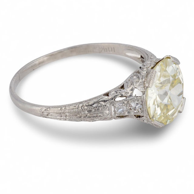 1930s Art Deco Gia 2.40 Carat Old European Cut Diamond Platinum Engagement Ring, Size 8 For Sale - Image 4 of 7