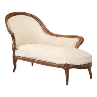 Antique French Chaise Lounge in Figured Walnut Méridienne Style For Sale