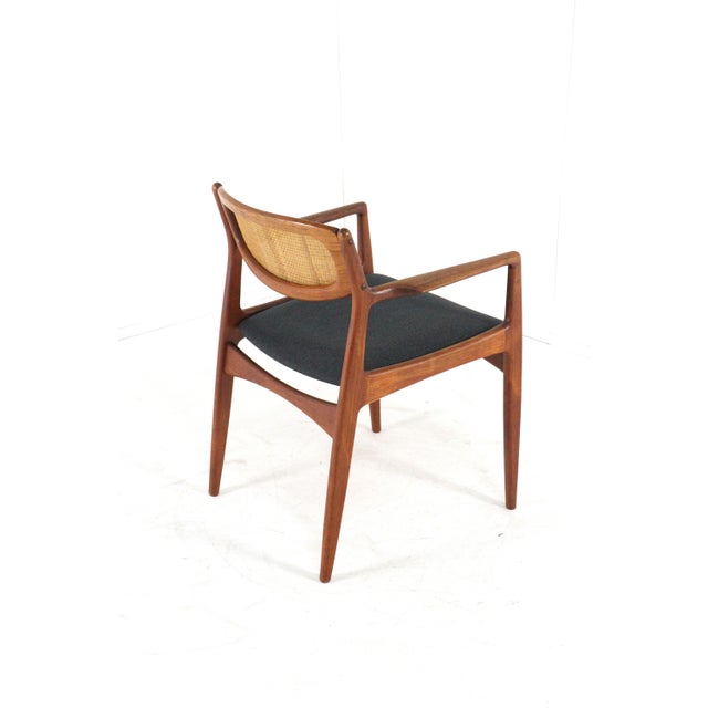 Chair by Ib Kofod-Larsen for Christian Linnebergs, 1960s For Sale - Image 15 of 18