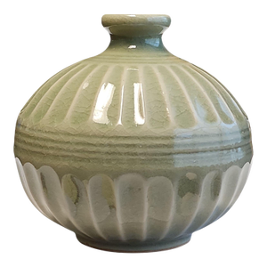 Vintage Mengrai Kilns Round Celadon Bud Vase