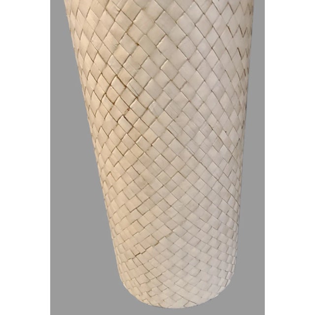 Late 20th Century Vintage Handmade Reed Weave Natural Fiber Wine Carrier Holder with Removable Handle For Sale - Image 6 of 8