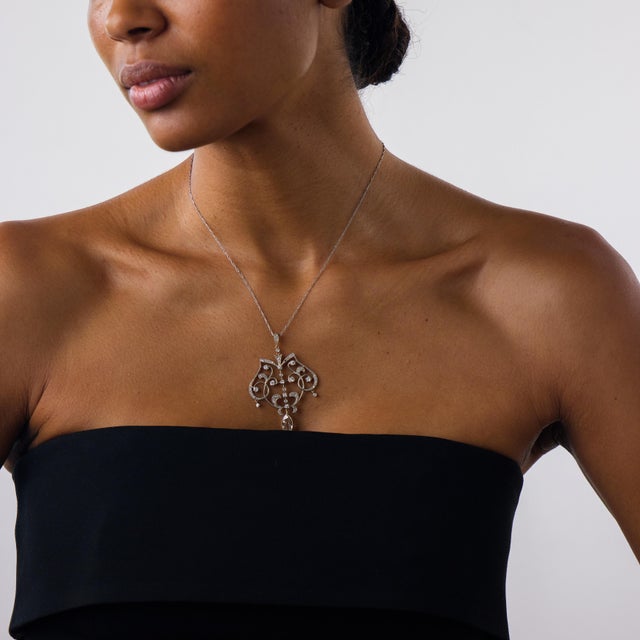 1910s Edwardian Old Cut Diamond Gold and Silver Necklace For Sale In Los Angeles - Image 6 of 7