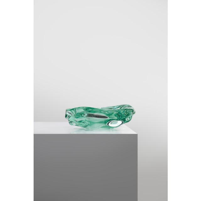 Seguso Murano antique Art glass sculptural bowl, made in Italy in 1940s. The bowl is made of green Murano glass. Rare work...