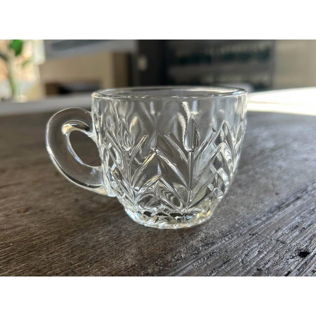 Jeannette Glass Vintage Jeannette Feathered Glass Punch Bowl With Base, 12 Punch Cups, and Ladle For Sale - Image 4 of 7