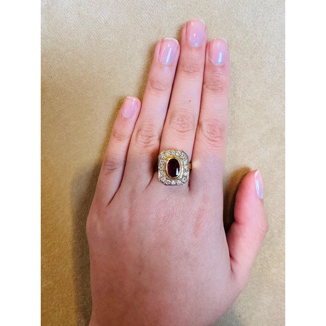 1.4 Carat Natural Oval Ruby and 0.80 Carat Diamond 18 Karat Gold Ring For Sale - Image 13 of 18