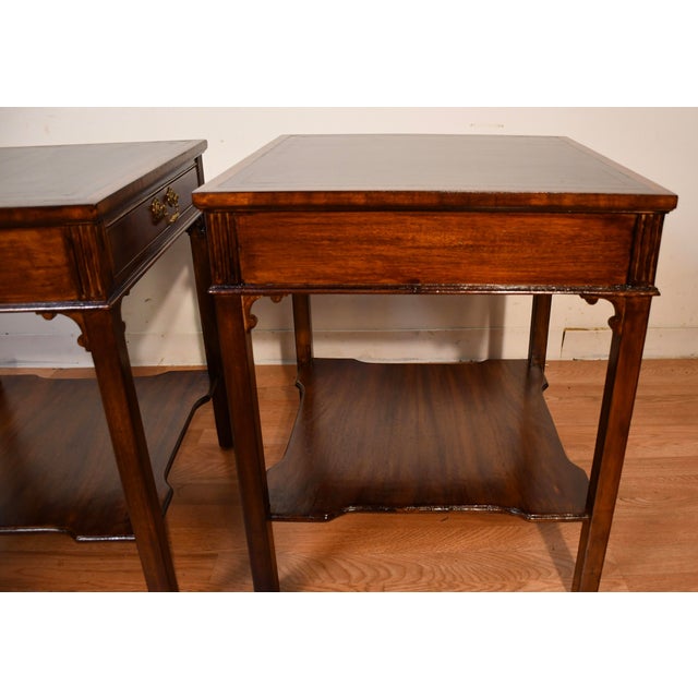 1930s Pair of English Regency Mahogany Green Leather Top Accent Side Tables For Sale - Image 9 of 18
