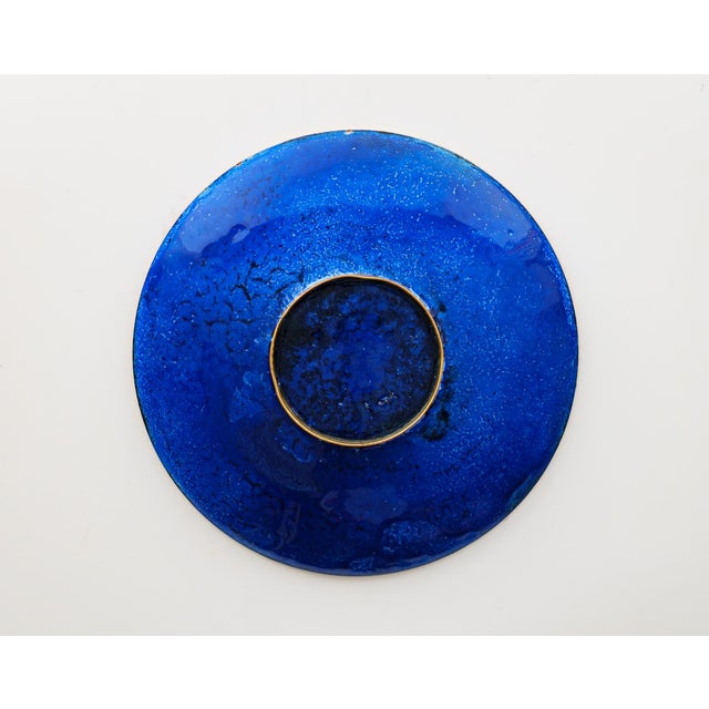 Modern Cloisonne and Red Enamel Bronze Dish with Abstract Birds by Walter Lochmüller, 1970s For Sale - Image 3 of 5