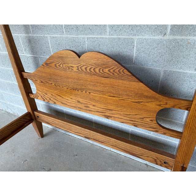 Late 20th Century Tom Seeley Solid Oak Shaker Style Tester Poster Queen Bed Frame For Sale - Image 5 of 7