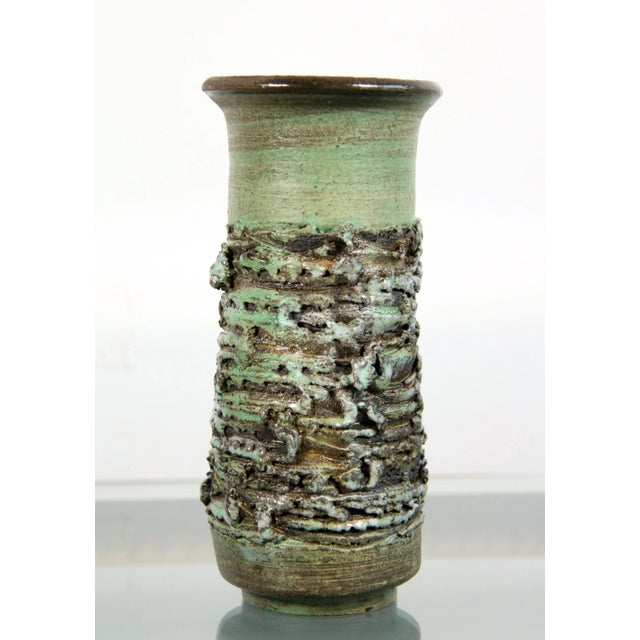 Fabulous vintage mid century modern brutalist pottery vase by Ragnar Kjartansson for Glit Studio! Lovely texture and color...