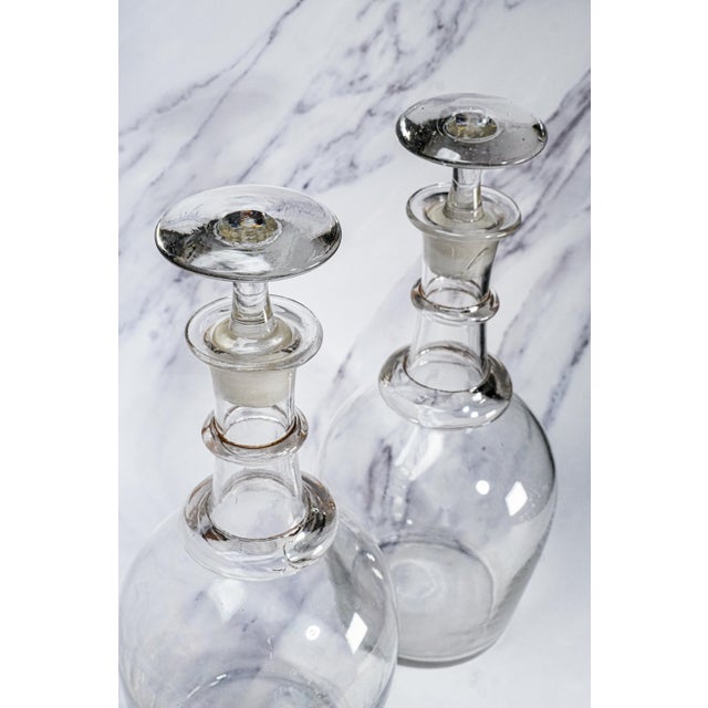 Nice Pair of 19th Century Antique Handblown Large Clear Glass Decanters Barware For Sale - Image 4 of 16