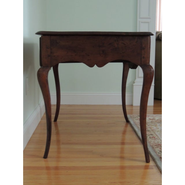 18th Century French Period Louis XV Walnut Side Table For Sale In New York - Image 6 of 13