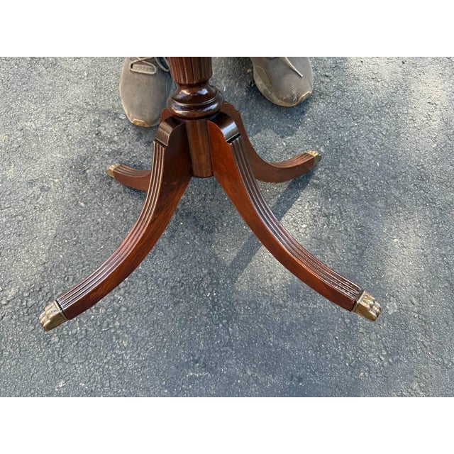 Early 20th Century Pair of Antique Duncan Phyfe Style Mahogany Drop Leaf Side Tables For Sale - Image 11 of 16