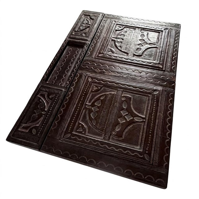 Large 20th Century North African Hand-Tooled Foldable Leather Writing Desk Pad Blotter, 1950s For Sale - Image 4 of 14