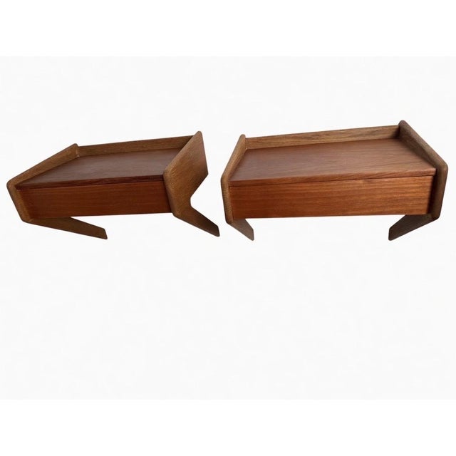 Teak and Oak Floating Night Stands by Sigfred Omann for Ølholm, 1960s, Set of 2 For Sale - Image 6 of 12