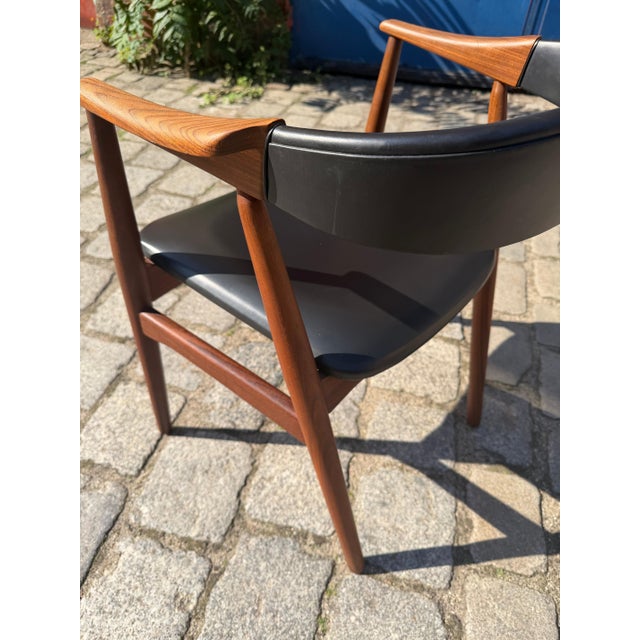 Model 213 Armchair in Teak and Leather by Thomas Harlev For Sale - Image 4 of 11