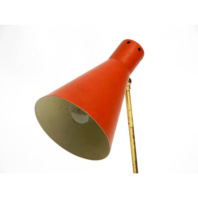 Large Mid-Century Modern Brass Table Lamp with Brick Red Shade, 1950s For Sale - Image 16 of 18