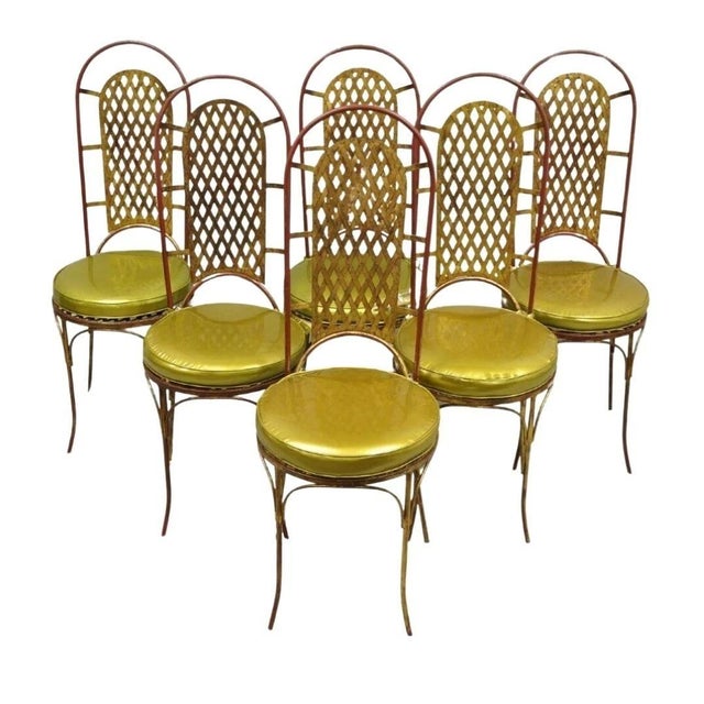 Vintage Italian Hollywood Regency Iron Gold Gilt Lattice Dining Set - 7 Pc Set. Listing includes 6 lattice seat and back...