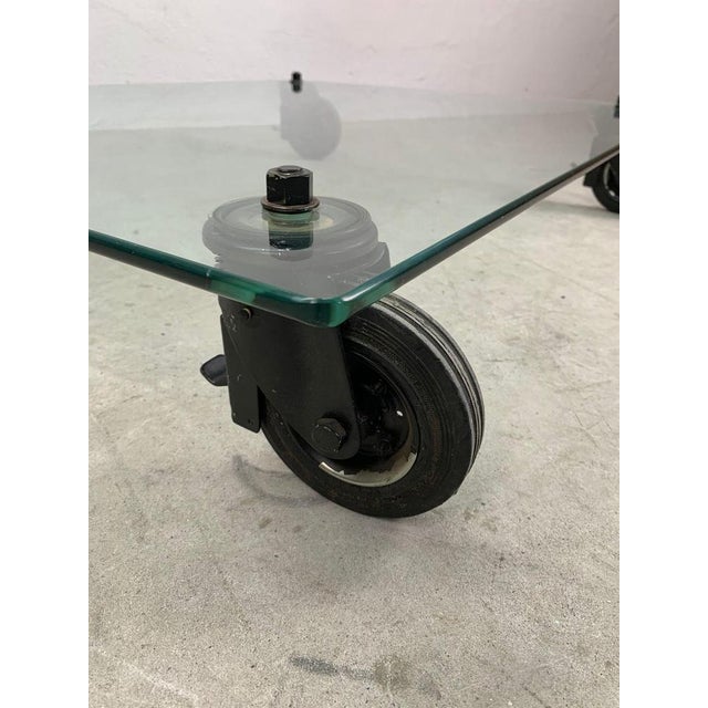 Glass and Metal Low Table attributed to Gae Aulenti for Fontana Arte, 1970s For Sale - Image 10 of 11