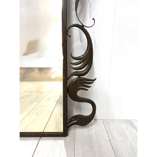 Large Italian Wall Mirror, 1970s, in Good conditions. Designed 1970 to 1979