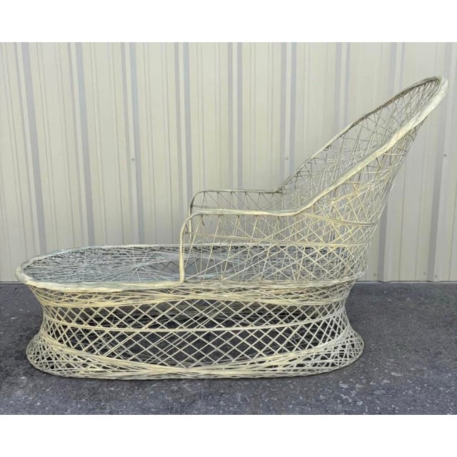 Vintage Spun Fiberglass Chaise Lounge Attributed to Russell Woodard , Mid-Century Modern For Sale In Louisville - Image 6 of 11