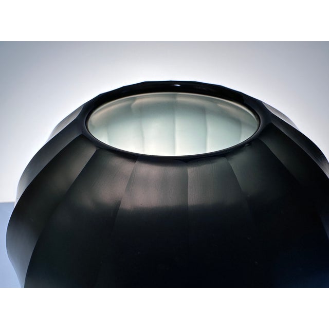 Art Nouveau Glass Vase with 18-Fold Facet Cut, 1930s For Sale - Image 3 of 15