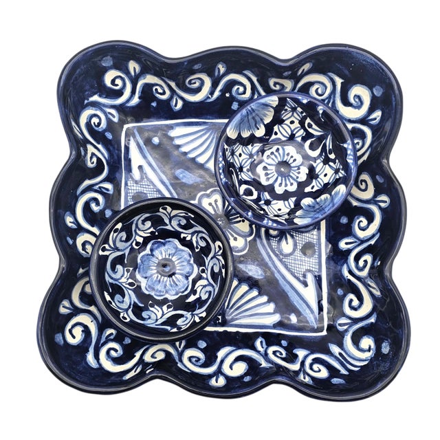 Mexican 1980s Talavera Hand Painted Cobalt Blue Serving Bowl Set Mexico 3 Piece 10.5" For Sale - Image 3 of 18