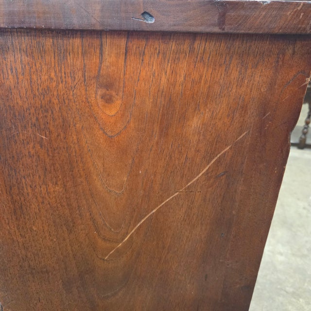 Late 19th Century Georgian Bowfront Mahogany 5 Drawer Chest With Twist Side Supports For Sale - Image 11 of 15
