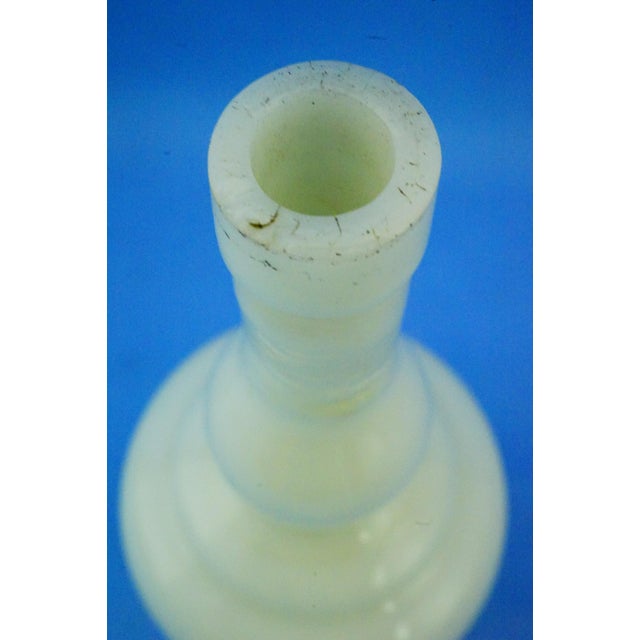 19th Century Morandi Bottle Vase in White Opaline Milk Glass attributed to Salviati Murano, Italy For Sale - Image 15 of 18