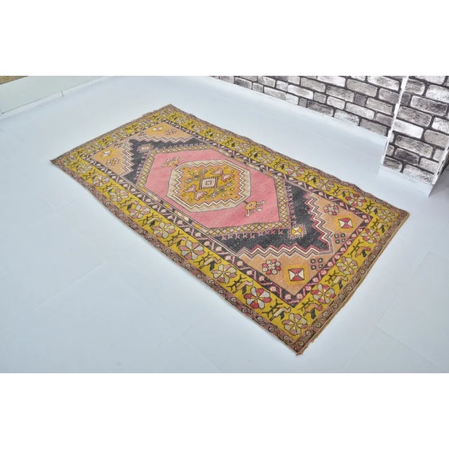 Apricot 1950s Handknotted Oushak Floral Carpet For Sale - Image 8 of 10