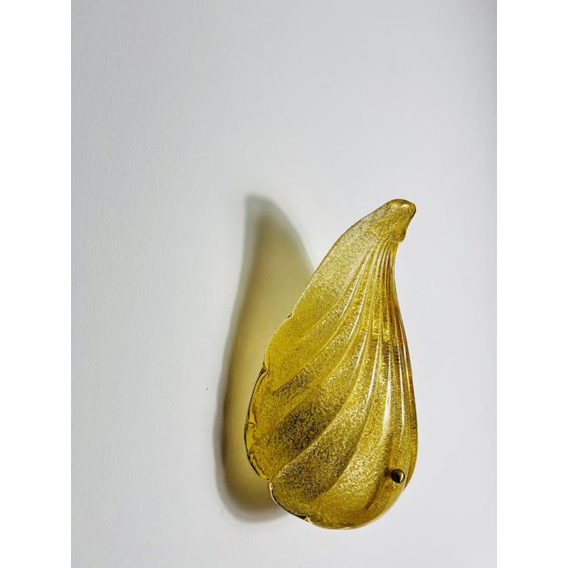 Mid-Century Modern Shell Shaped Glass Wall Lamp, 1960s, Set of 2 For Sale - Image 6 of 8