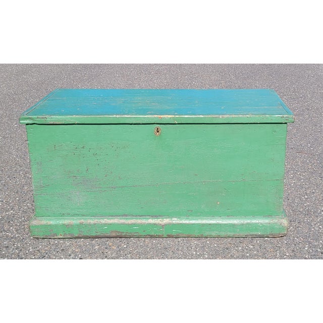 Antique Green Painted 19th Century Storage Chest For Sale In Philadelphia - Image 6 of 9