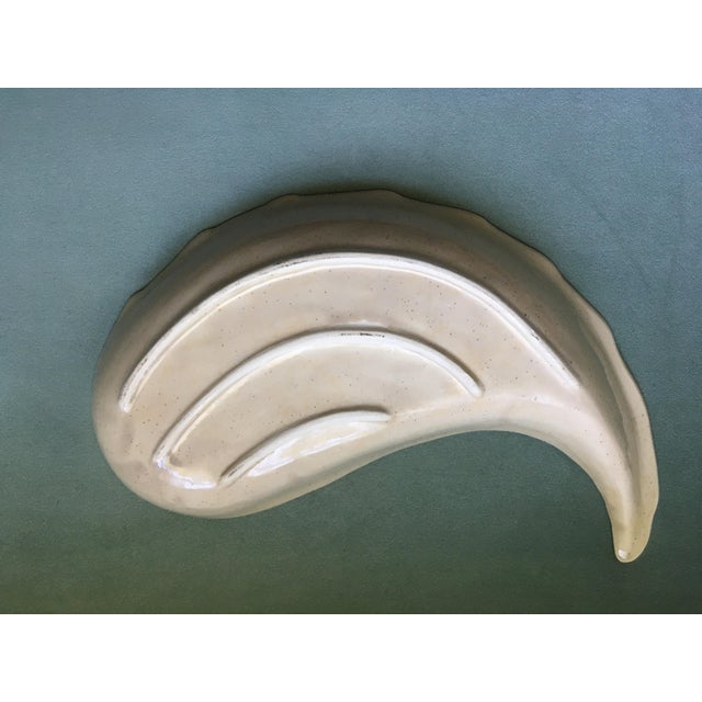 Ecru 1960s California Pottery Paisley Appetizer Serving Plates - a Pair For Sale - Image 8 of 12