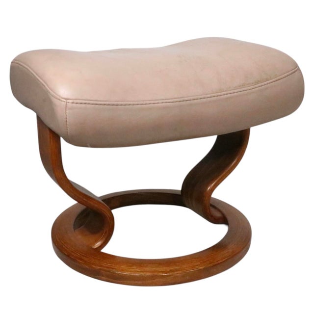 Leather and bent wood mid century Ekornes StressLess ottoman, footrest - made in Norway, circa 1970's. This example is in...
